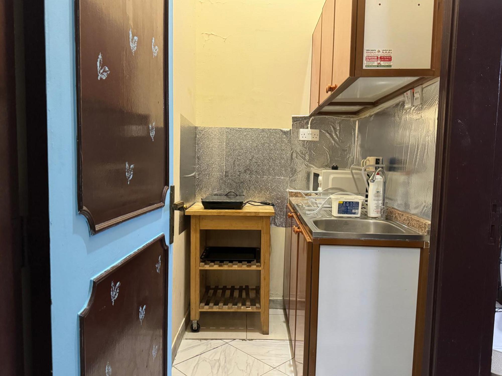 Backpackers Place Apartman Abu Dzabi Szoba fotó